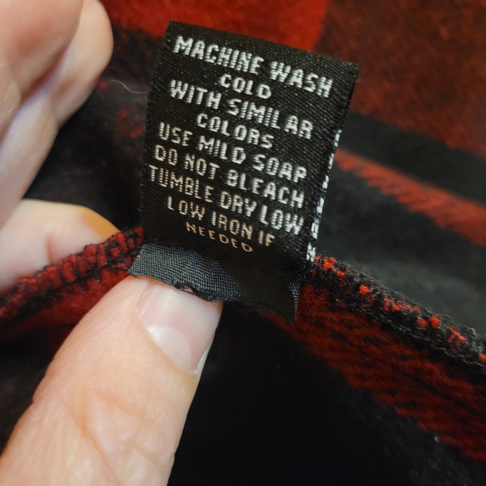 Buffalo Plaid Shacket Size Large - image 5